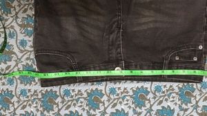 Black Jeans