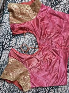 Elegant Pink &amp; Gold Saree