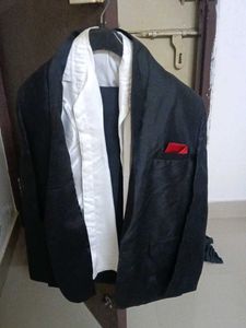 Boy&#39;s Formal Suit
