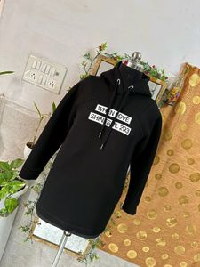 Soft And Light Weight Thick Fabric Hoodie