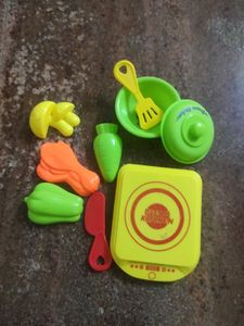 Play Kitchen Set