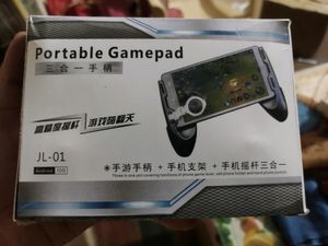 Game Pad Cum Mobile Stand