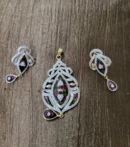 Pendant Set