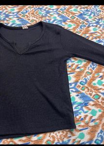 Black V Neck Crop Top