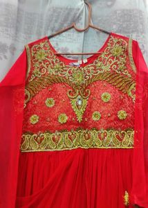 Heavy Party Wear Gown With Side Frill ❤️
