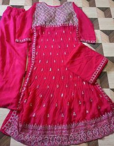 Elegant Pink Embroidered Kurta Set