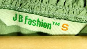 Light Green Top (Woman)
