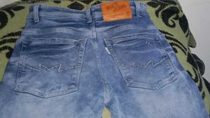 Stylish Light Blue Slim Fit Jeans for Men