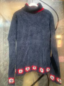 High Nevk Black Warn Sweat