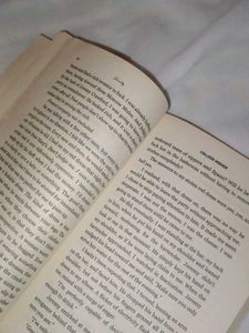 Verity by Colleen Hoover