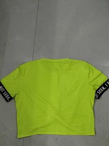 Neon Green Crop Top🦋