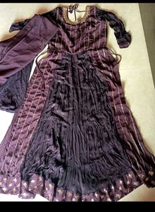 Nayra Cut Suit Set