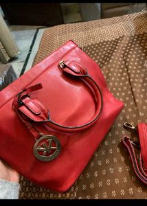 Beautiful Cherry Red Handbag🎈❤️💘