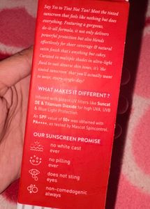 Dot &amp; Key Strawberry Sunscreen