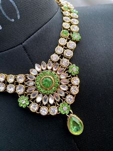 New Packed Green and Golden Jewellery Set