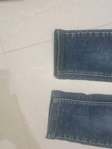 Dark Wash Denim Jeans Size 28 Lenth 34