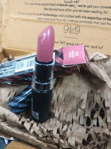 STAZE 9to9 Branded Unused Lipstick Combo Pack Of 2