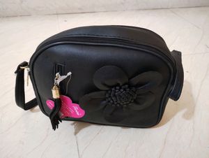 New Sling Bag For Women And Girls