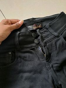 CITY GIRL Ripped Black High Waist Jeans