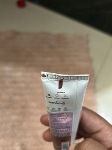 Plant Base Retinol Age Defence Face Wash