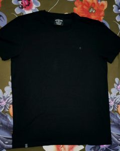 Nostrum Black T-Shirt