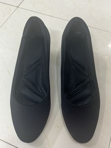 Women’s Black Formal Shoes!!