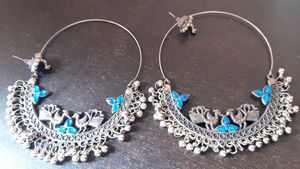 Earings
