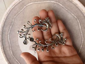 Oxodized Curve Earrings