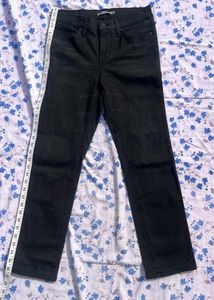 🔥Two Original Levi’s® Stretch Jeans 👖⚫🔵