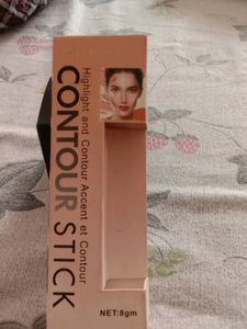 Combo Pack Of Contour Stick And Lotus Sunscreen