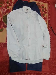 School White Shirt And Blue Pant 👖