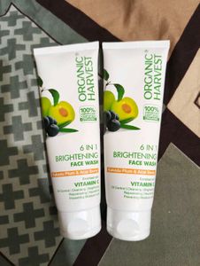 pack of 5 , face wash, serum, facial kit