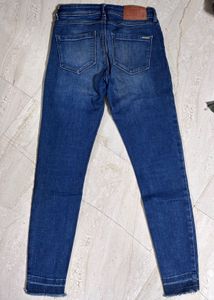 Distressed Skinny Jeans