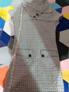 Women&#39;s Black And White Staight Midi Dress