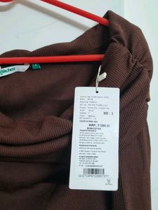 Brown Off-Shoulder Long Sleeve Top