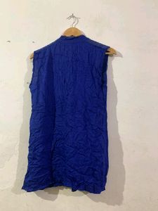 Sleevless Blue Top