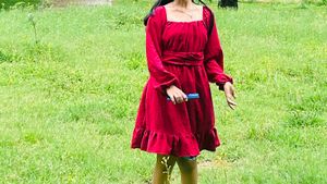 Red Dress Blend In Bit Maroon