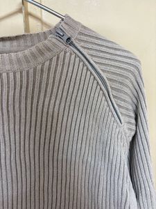 Ribbed Knit Sweater - Light Gray❤️