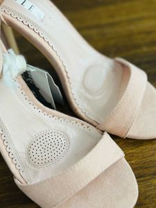 Never used with tag peach pink high heels