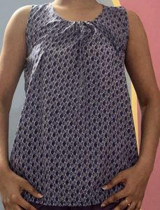 Patterned Sleeveless Top