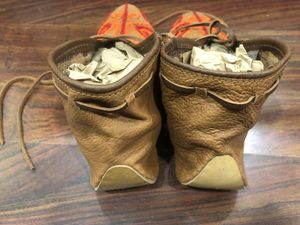 Embroidered Casual Leather Shoes Ladies Size EU 37