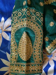 Dark Green Colour