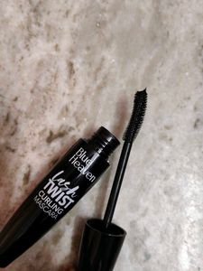 Blue Heaven Lash Twist Mascara