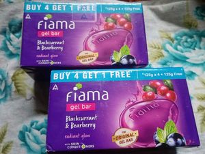 Fiama Blackcurrant &amp; Bearberry Gel Bar
