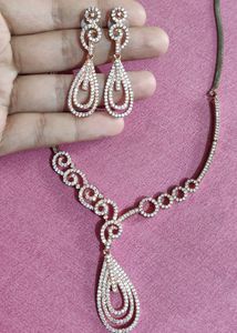 Rose gold Necklace Set.