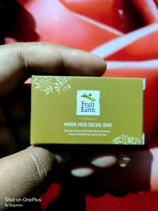 Modicare Fruit Of The Earth MoorMudFacialBar