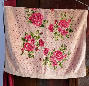 Rose Print Hand Towel