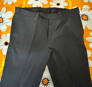Men&#39;s Grey Pants