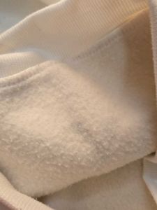 White Fleece Top (Like new) 🆕 PLS DONT BARGAIN