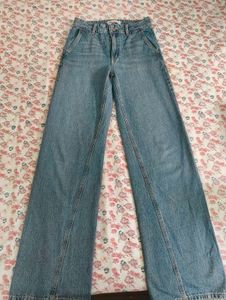 zara wide Leg Jeans - Size 28
